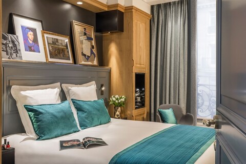 호텔 뒤크 드 부흐고뉴