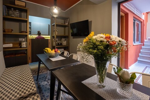 아테니안 야드 스위트