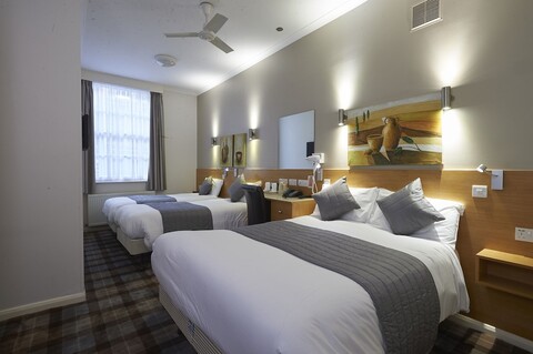 루나 시몬 호텔