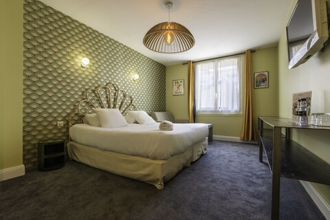 오텔 코스모폴리탕