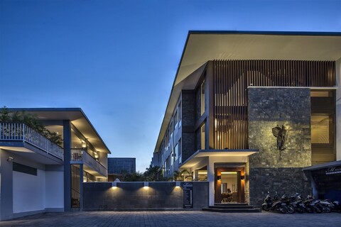 엠 스위트 발리