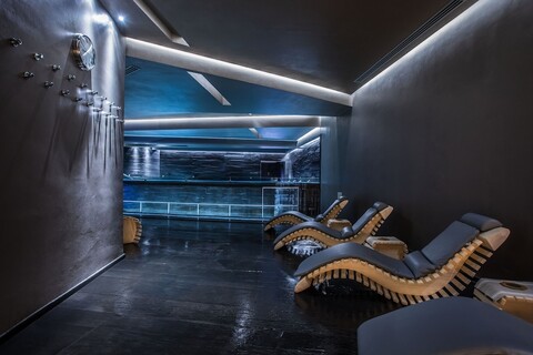 호텔 올 타임 릴레 앤드 스포츠