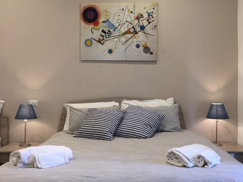 2네이플스 룸스