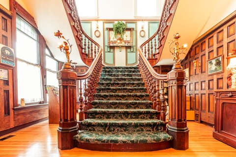 애머시스트 인 앳 리젠츠 파크