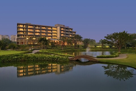 아웨이 메타 양곤