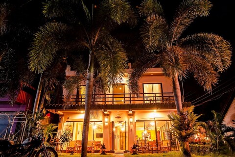 클롱 무앙 선셋 호텔