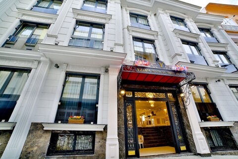 일삼 술탄아흐메트 호텔