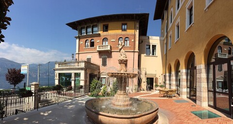 가르다 패밀리 하우스