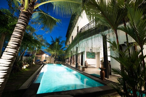 그랜드파 게스트 하우스