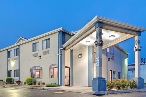 트래블로지 바이 윈덤 세인트루이스