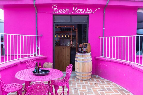 말라 베신다드 비어 호텔