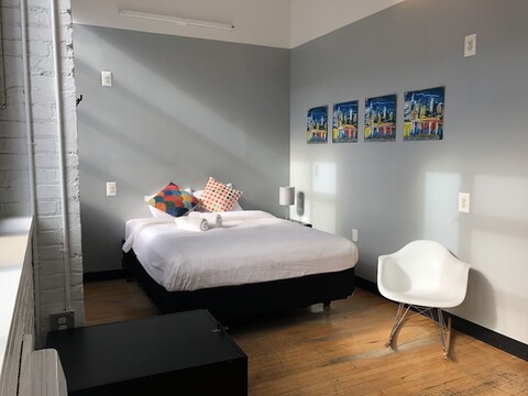 더 로컬 - 호스텔