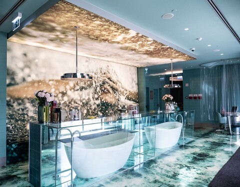 WC 바이 더 뷰티크 호텔