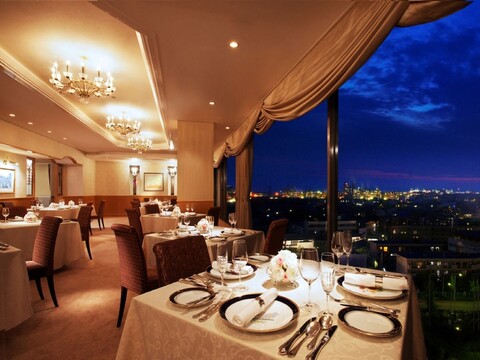 리가 로열 호텔 니하마