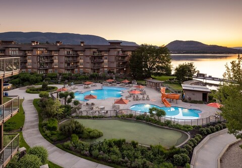 더 코브 레이크사이드 리조트