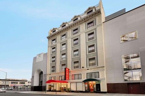 라마다 바이 윈덤 오클랜드 다운타운 시티 센터