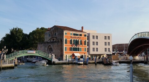 산타 키아라 호텔