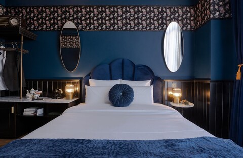 Craves Hotel -> 크레이브 호텔