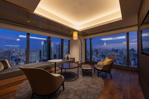 더 블러썸 히비야