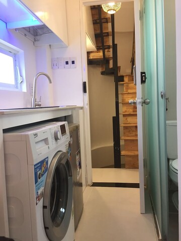 안 남 코너 스카이