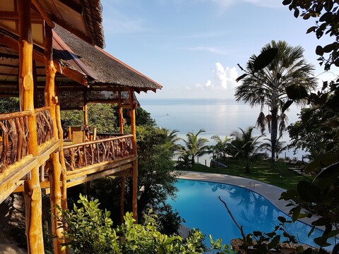 칼라추치 비치 리조트