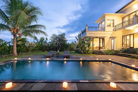 마드리카 프라이빗 빌라