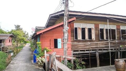 캐스트 어웨이 홈스테이