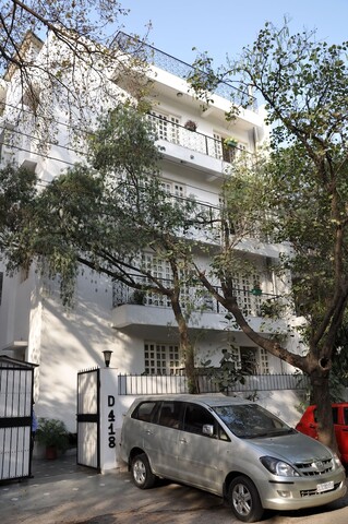 콜로넬스 리트리트