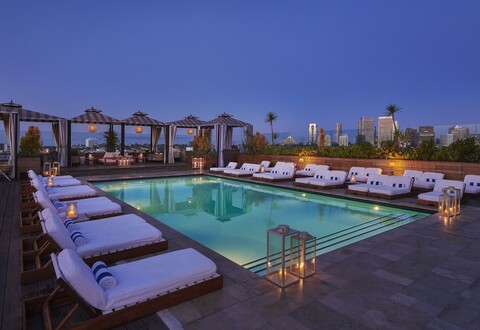 식스티 비벌리 힐스