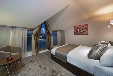 더 클락 스위트