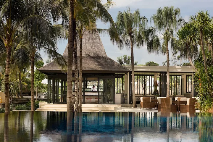 The Royal Santrian Luxury Beach Villas