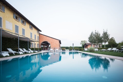 호텔 코르테 델 파기오