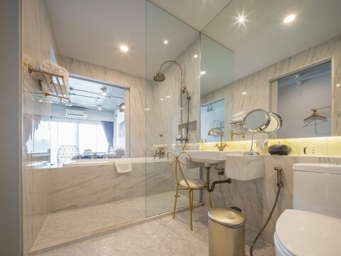 리버 아트 호텔