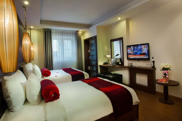 Golden Art Hotel