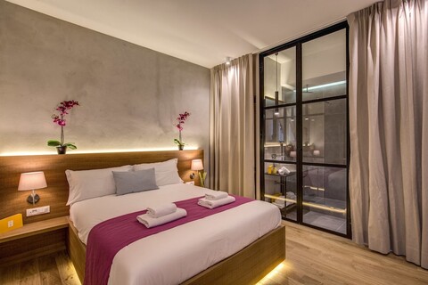 더 스페니시 스위트 피아차 디 스파냐