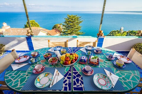 보르고 데이 사라체니 - 도무스 인도미타