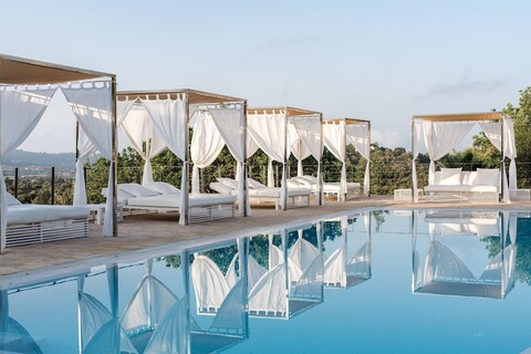 호텔 카세스 데 손 바르바사