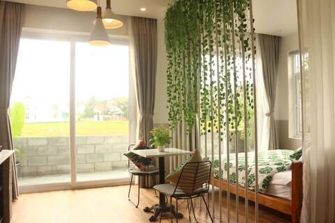 더 프레젠트 홈 호이 안