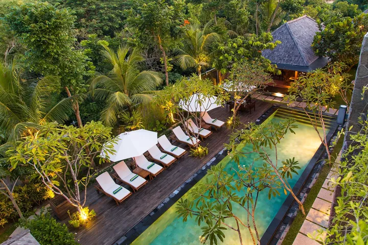 The Astari Villa and Residence