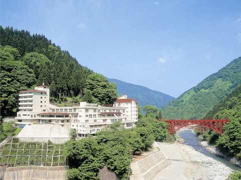 호텔 구로베