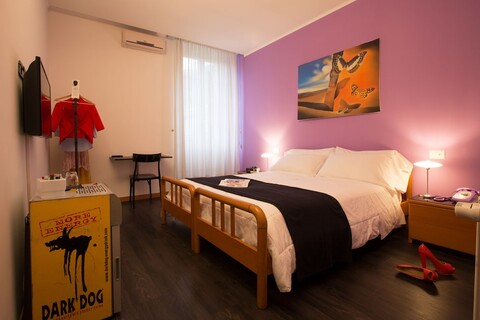 알베르고 리스토란테 쟈르디노