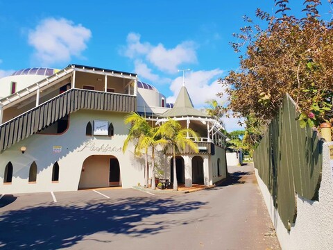 파크레인 모터 로지