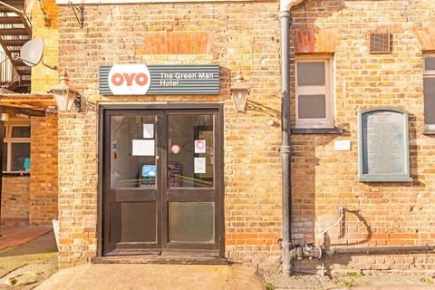 오요 더 그린 맨 펍 앤드 호텔