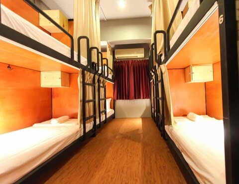 통로 트래블러스 호스텔 & 카페