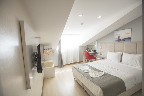 익스프레스 인치 에어포트 호텔