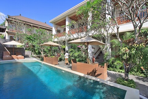 테베사야 코티지 바이 제뉴인호스트