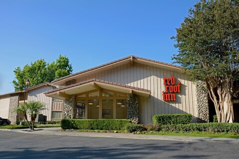 레드 루프 인 산 디마스 - 페어플렉스