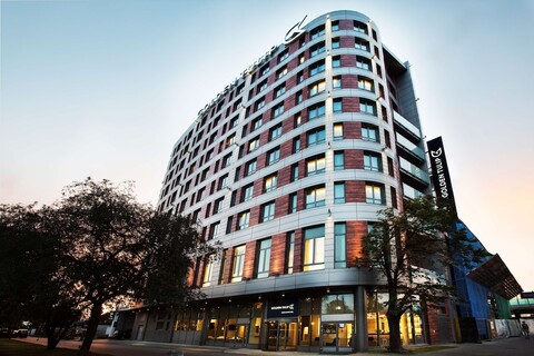 골든 튤립 바르샤바 에어포트