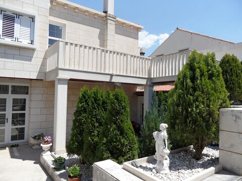 아드리아 아파트먼츠