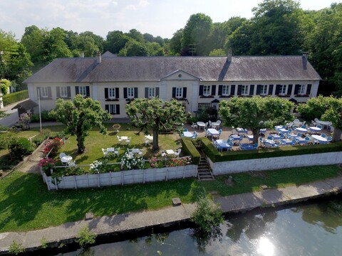 오스텔레리 뒤 파비용 생튀베르